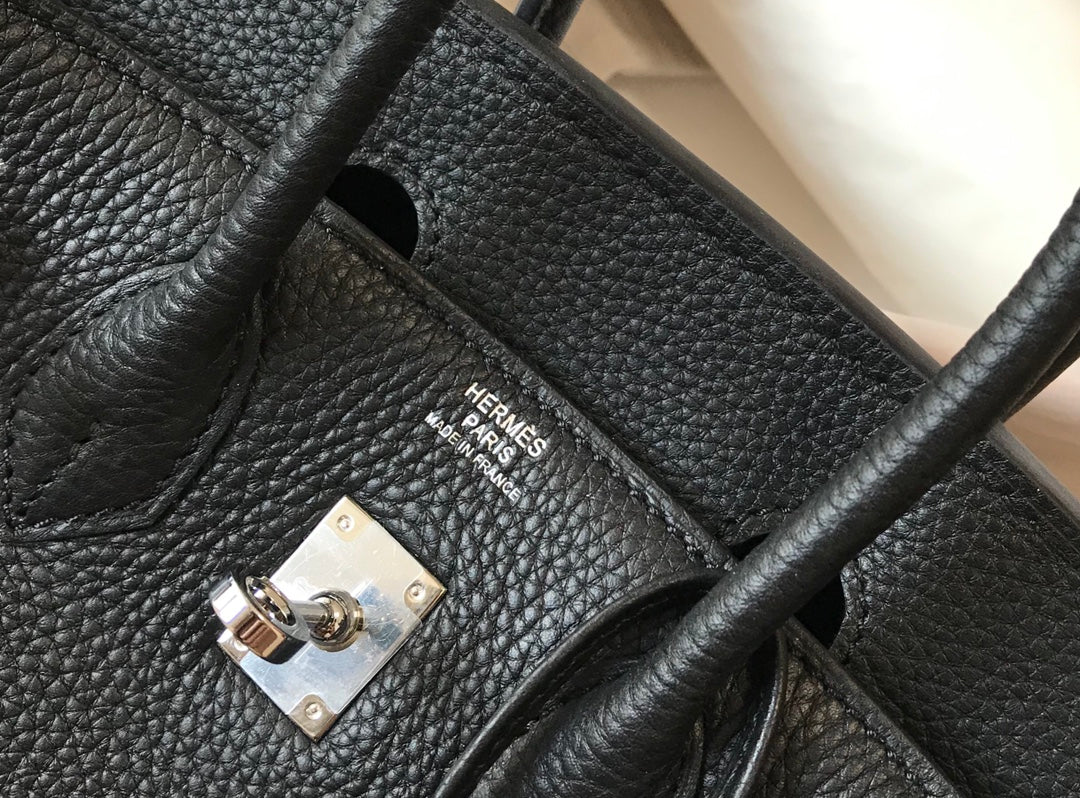 HM BIRKIN 30CM PIEL TOGO NEGRA Y HERRAJES PLATEADOS