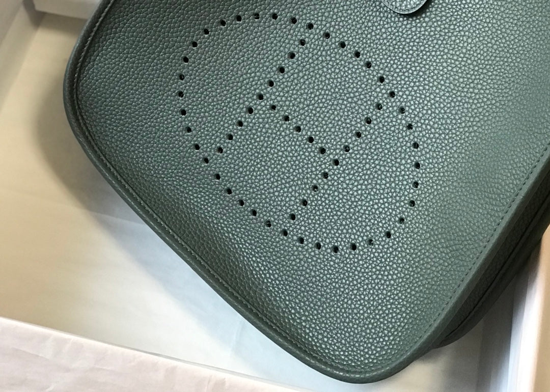 BOLSO HM EVELYNE 28 VERDE CAZADOR TOGO
