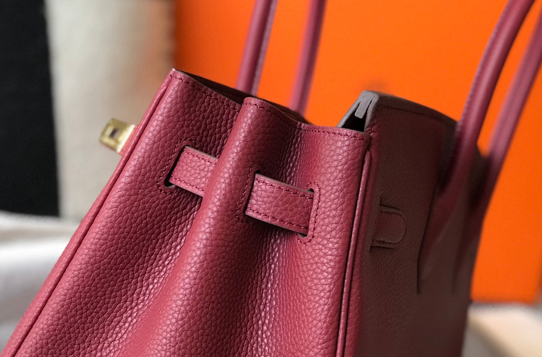 HM BIRKIN 35 CM PIEL TOGO BORGOÑA HERRAJES DORADOS