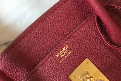 HM BIRKIN 35 CM PIEL TOGO BORGOÑA HERRAJES DORADOS