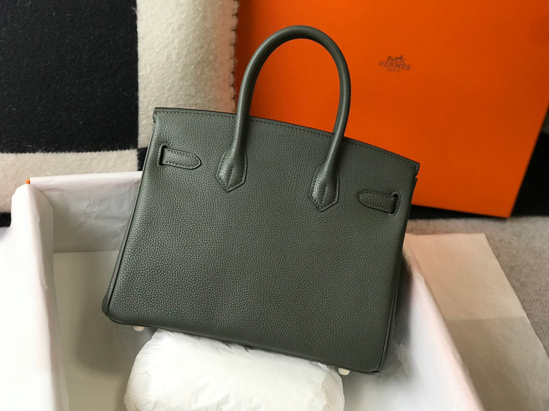 HM BIRKIN 35CM PIEL TOGO DE PINO CON HERRAJES DORADOS