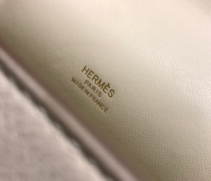 POCHETTE HM KELLY 22 CM BLANC BEIGE SWIFT QUINCAILLERIE OR