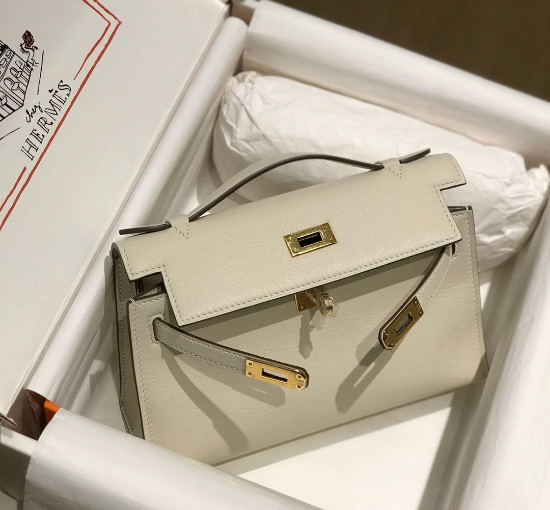 POCHETTE HM KELLY 22 CM BLANC BEIGE SWIFT QUINCAILLERIE OR