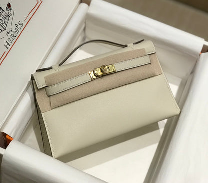 POCHETTE HM KELLY 22 CM BLANC BEIGE SWIFT QUINCAILLERIE OR