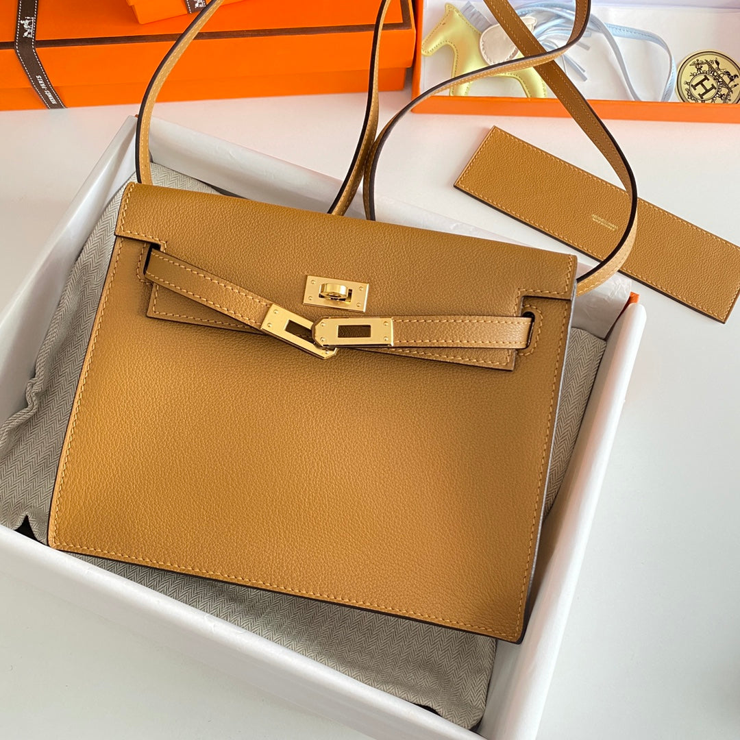 Kelly Danse II 22cm Dorado Evercolor Cuero Ghw