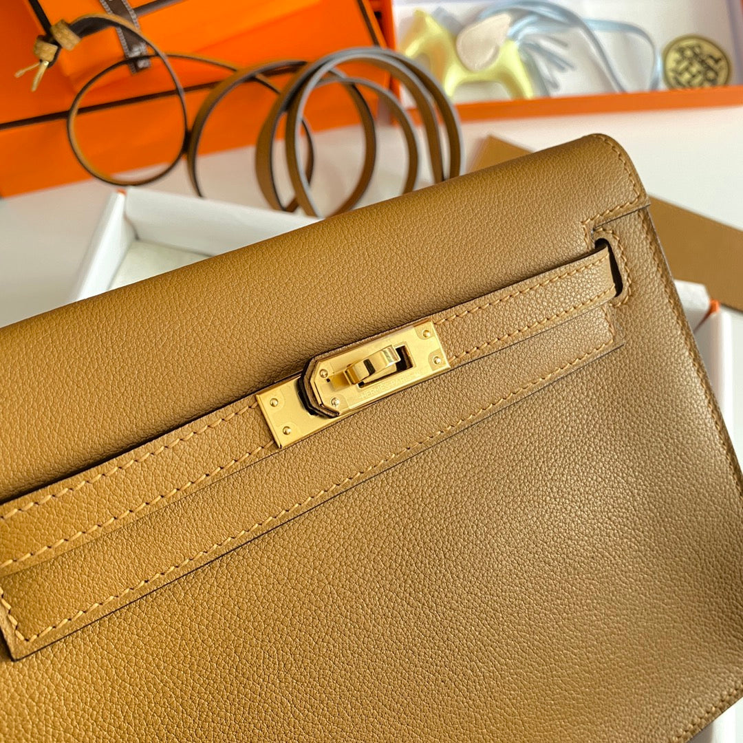 Kelly Danse II 22cm Dorado Evercolor Cuero Ghw