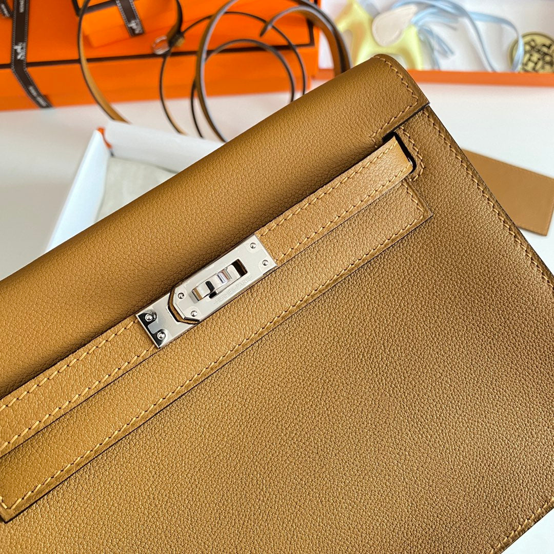 Kelly Danse II 22cm Dorado Evercolor Cuero Shw