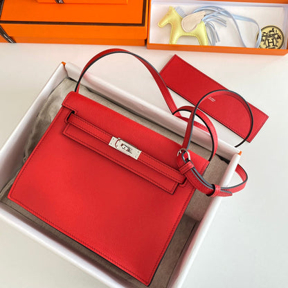 Kelly Danse II 22cm Rojo Evercolor Cuero Shw
