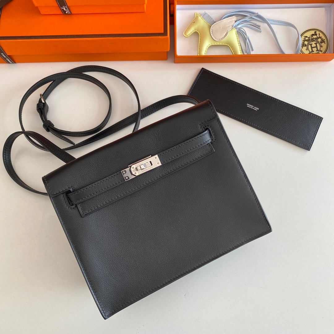 Kelly Danse II 22cm Negro Evercolor Cuero Shw