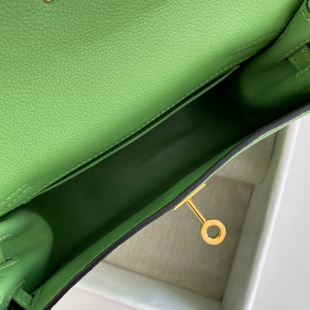 Kelly Danse II 22cm Verde Evercolor Cuero Ghw