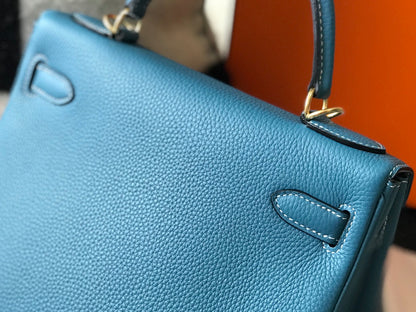 HM KELLY 25 CM AZUL VAQUERO TOGO HARDWARE DORADO