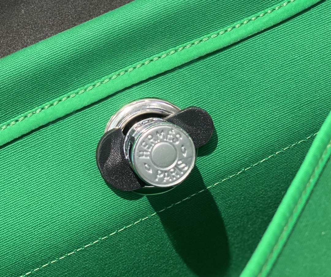 Herbag 31 Toile Lona Verde Piel de Vaca Negra