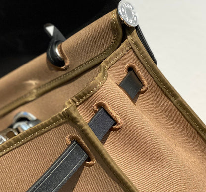 Herbag 31 Toile Lona Marrón Piel de Vaca Negra