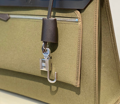 Herbag 31 Toile Olive Canvas Piel de vacuno negra