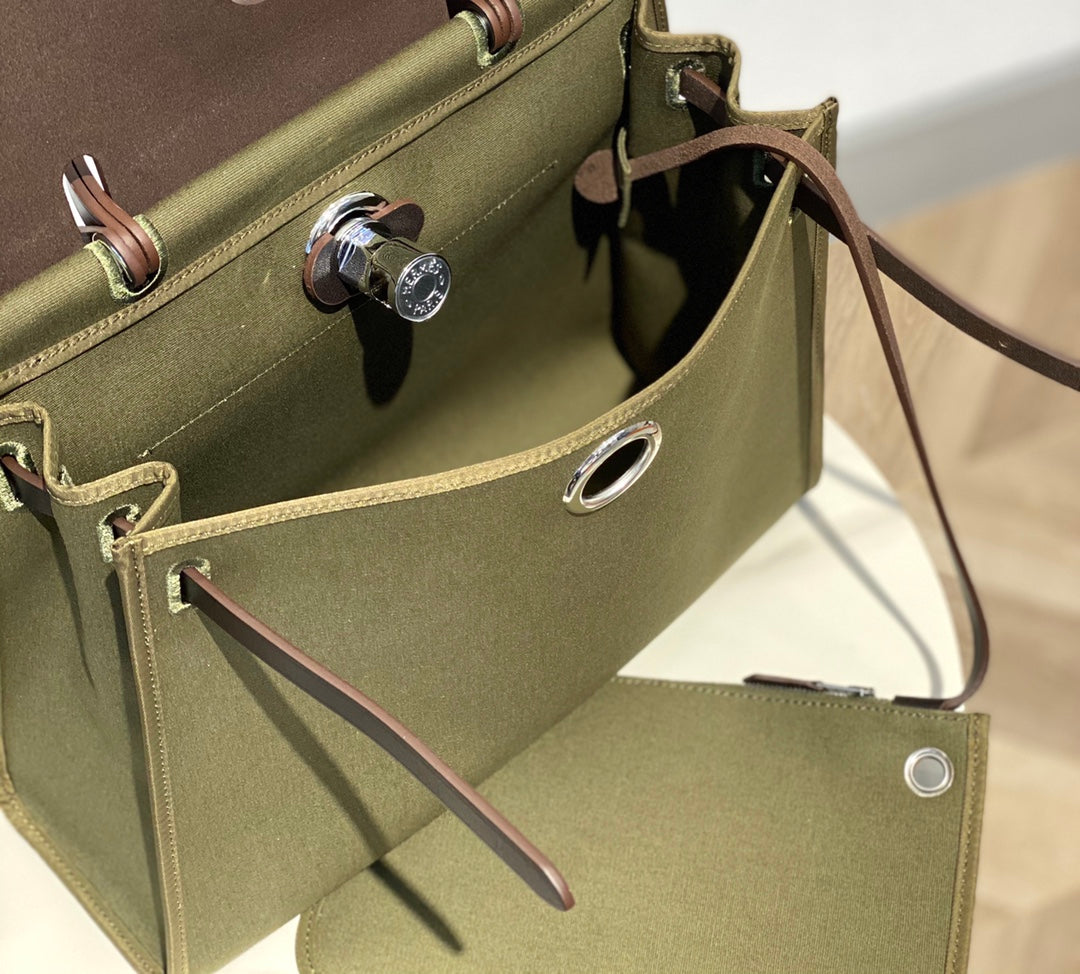 Herbag 31 Toile Olive Canvas Piel de vacuno negra