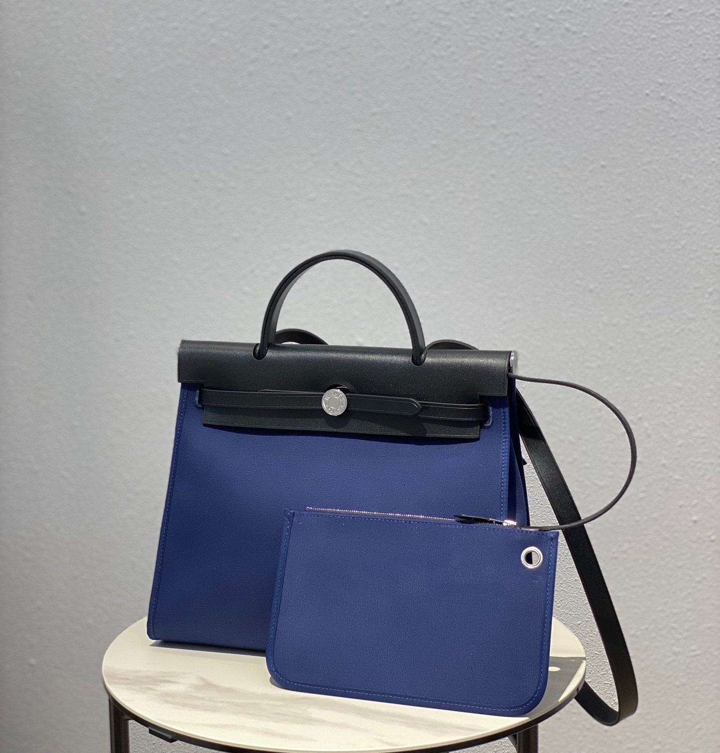 Herbag 31 Toile Lona Azul Piel de Vaca Negra