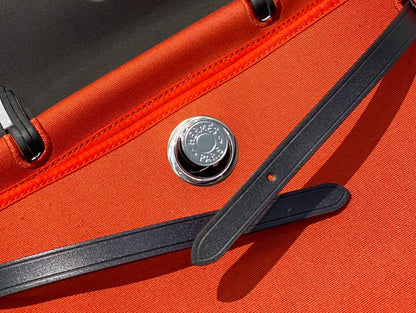 Herbag 31 Toile Lona Roja Naranja Piel de Vaca Negra