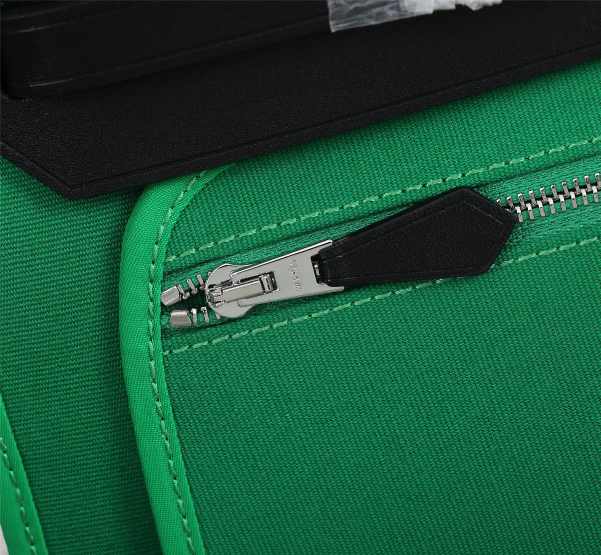 HM HERBAG ZIP 31 LONA VERDE MAR Y NEGRO