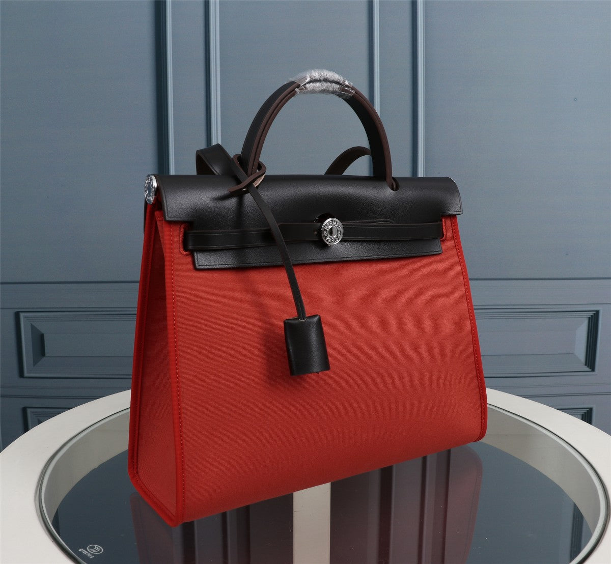 HM HERBAG ZIP 31 LONA ROJA Y NEGRA