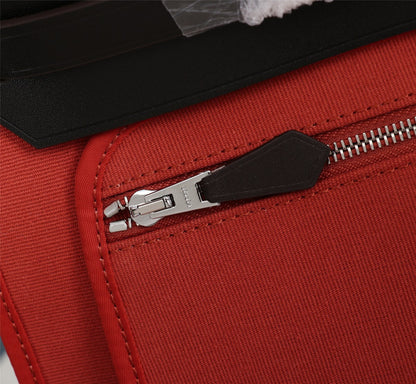 HM HERBAG ZIP 31 LONA ROJA Y NEGRA