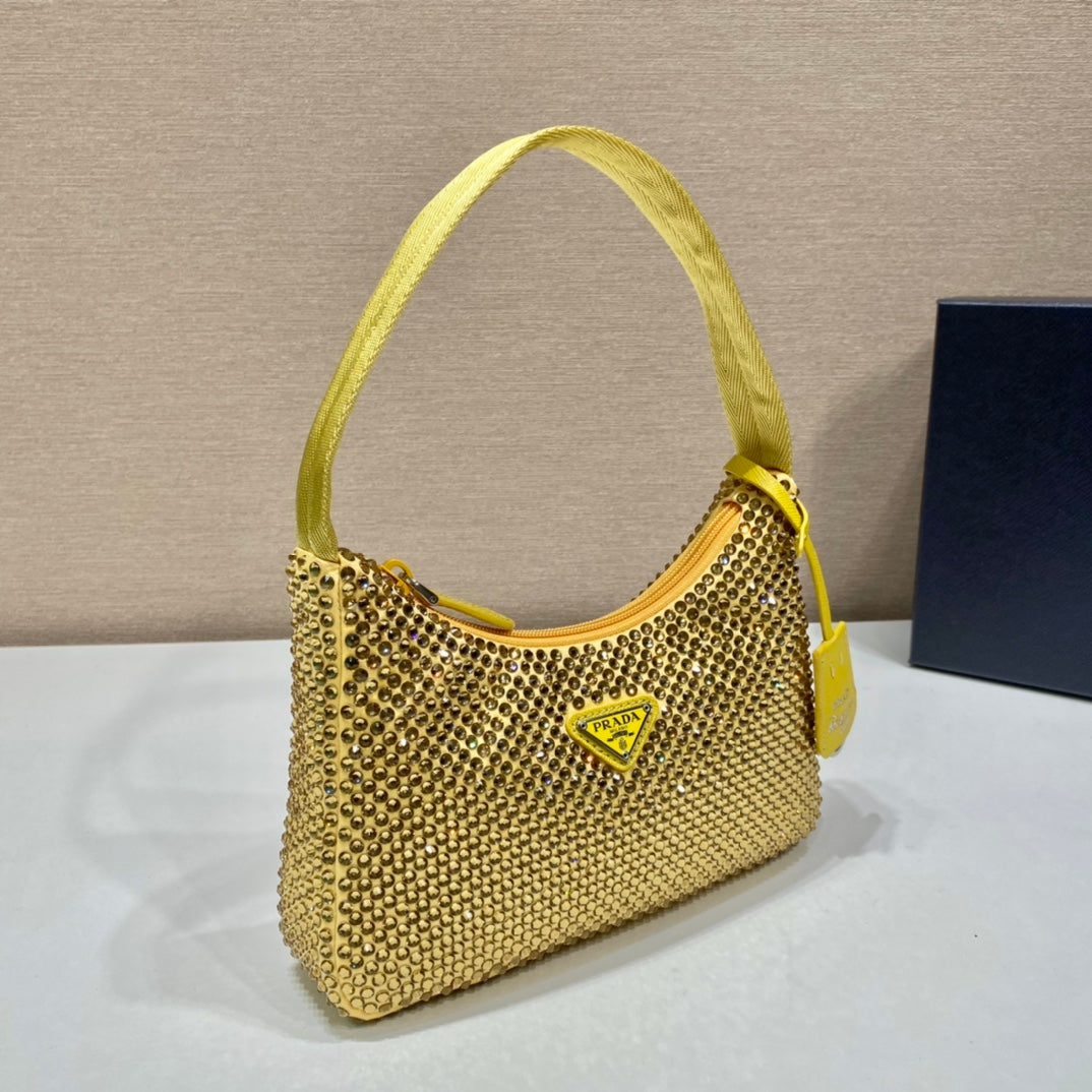 BOLSO HOBO BRILLANTE DE 23 CM EN NYLON AMARILLO CON CRISTALES ADICIONALES