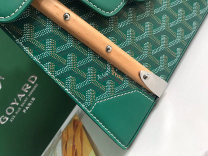 SA?GON PM BAG 28 IN GREEN GOYARDINE CANVAS AND CALFSKIN
