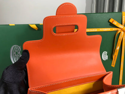 SA?GON PM BAG 28 IN RED ORANGE GOYARDINE CANVAS AND CALFSKIN