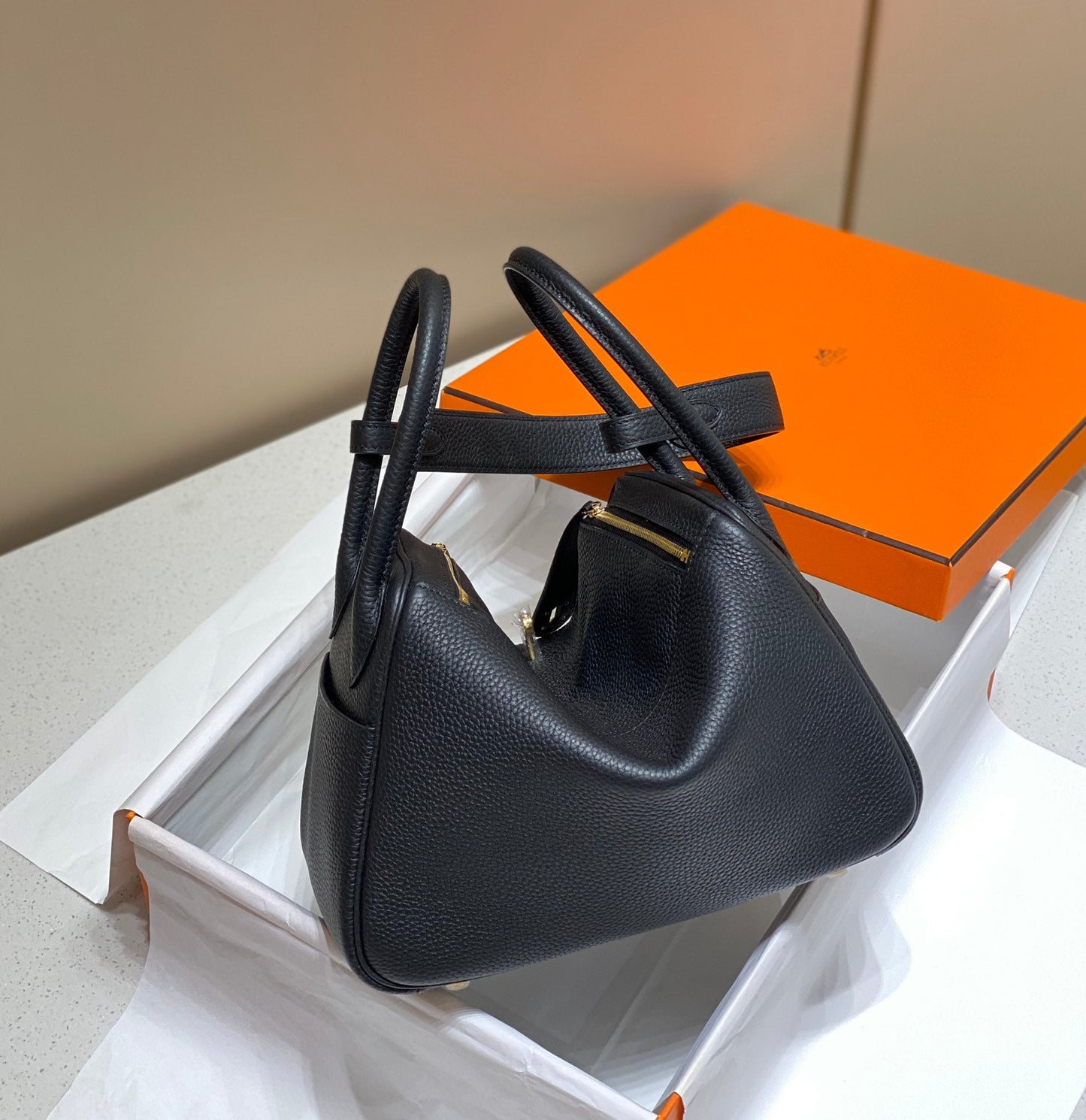 BOLSO HM LINDY 30 NEGRO TAURILLON PIEL CLEMENCE