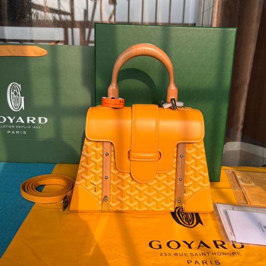 SA?GON PM BAG 28 IN YELLOW GOYARDINE CANVAS AND CALFSKIN