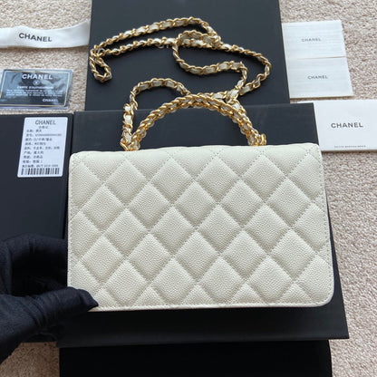 CC Woc Bolso de mano de 20 cm con asa superior de piel de becerro granulada blanca y herrajes dorados