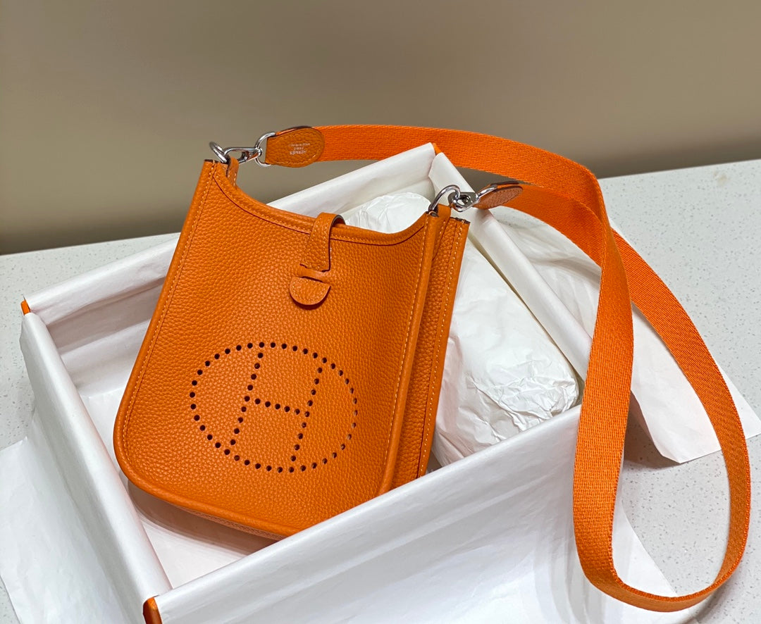Mini Evelyne 18cm Naranja Caliente Togo Shw