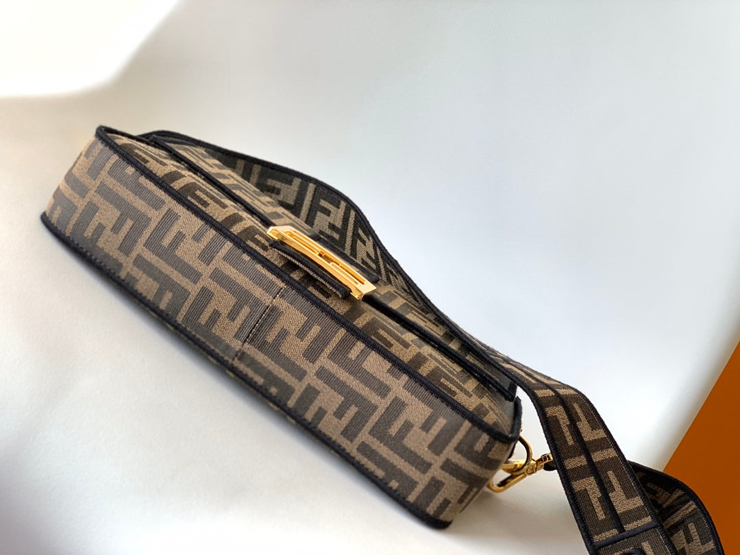 Bolso Fend Baguette 27 de tela jacquard marrón FF Ghw 