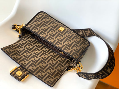 Bolso Fend Baguette 27 de tela jacquard marrón FF Ghw 