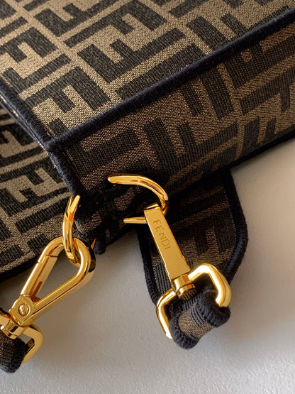 Bolso Fend Baguette 27 de tela jacquard marrón FF Ghw 