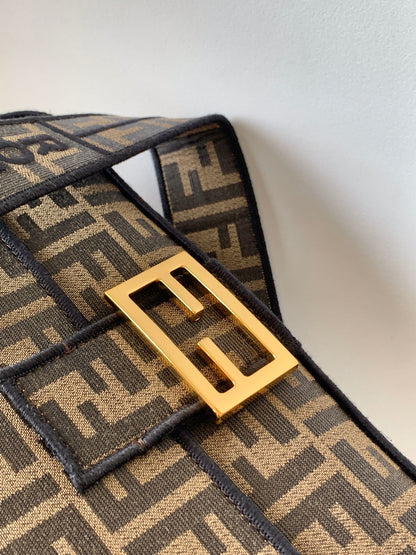 Bolso Fend Baguette 27 de tela jacquard marrón FF Ghw 