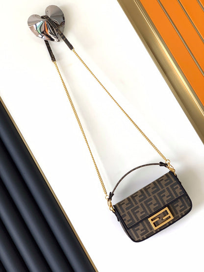 Sac en tissu jacquard marron Fend Baguette 20 GHW 