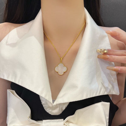 DIANA CLOVER 25MM MOP LARGE PENDANT NECKLACE