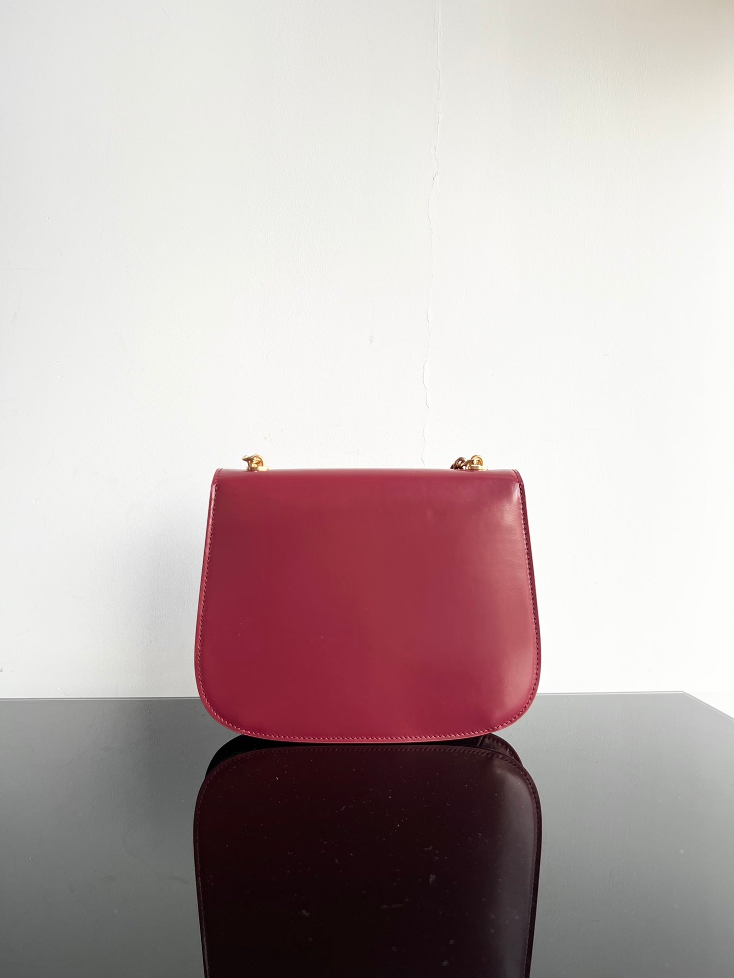 BESACE TRIPHOME 24 PIEL DE BECERRO BRILLANTE ROJO RUBÍ