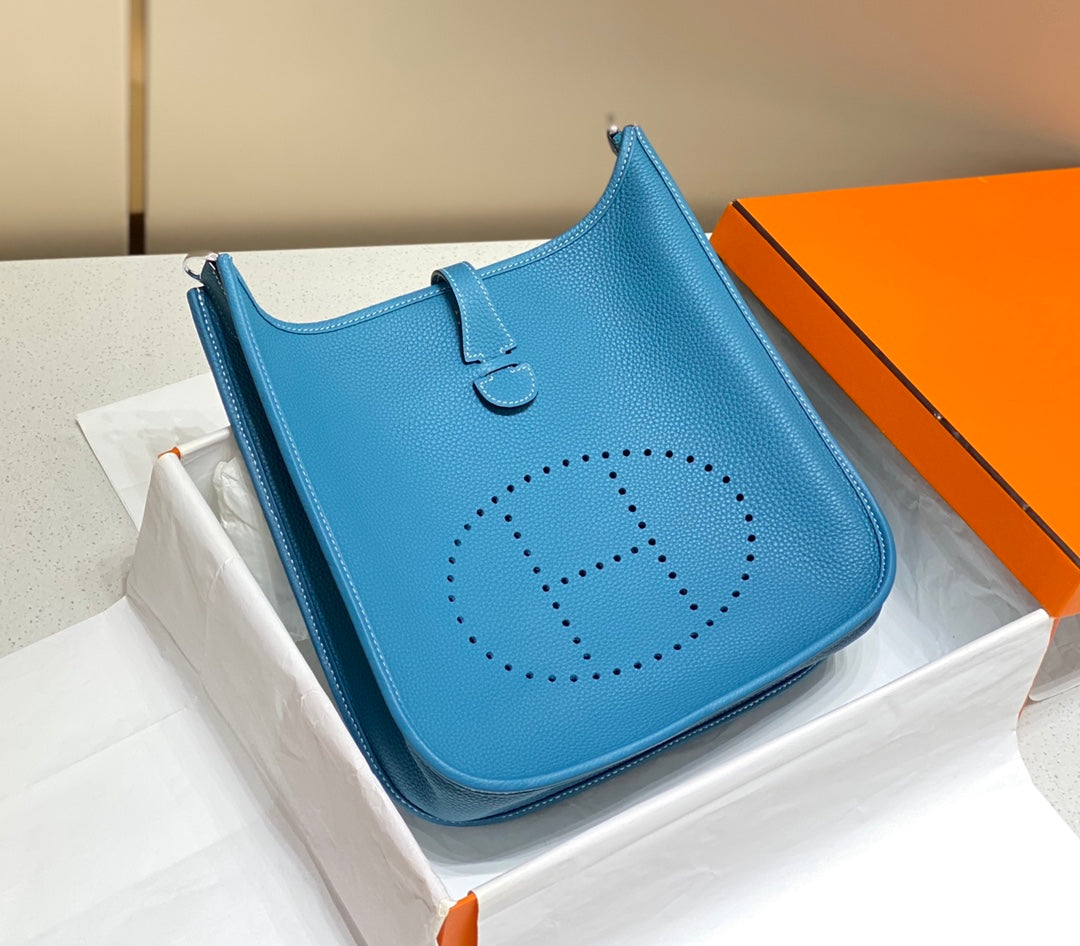 Evelyne 29cm Azul Togo Shw