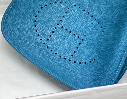 Evelyne 29cm Azul Togo Shw