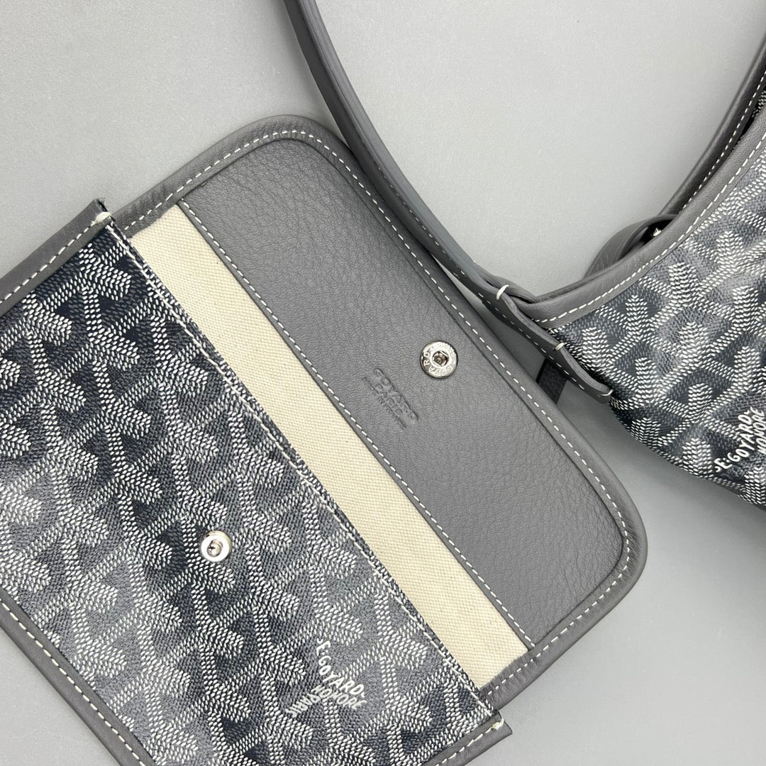 HOBO BOH¨¨ME 34 EN LONA GOYARDINE GRIS Y PIEL DE BECERRO
