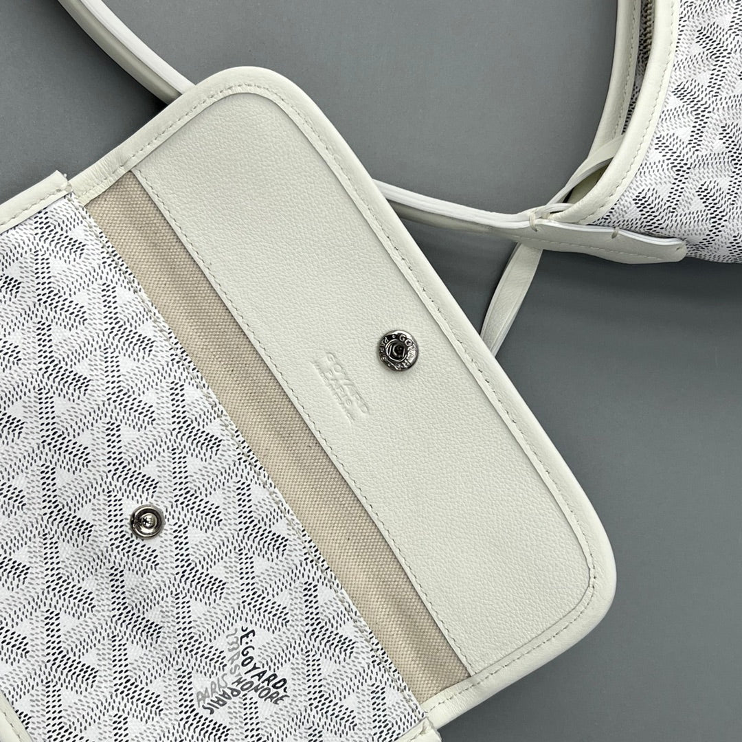 HOBO BOH¨¨ME 34 IN WHITE GOYARDINE CANVAS AND CALFSKIN