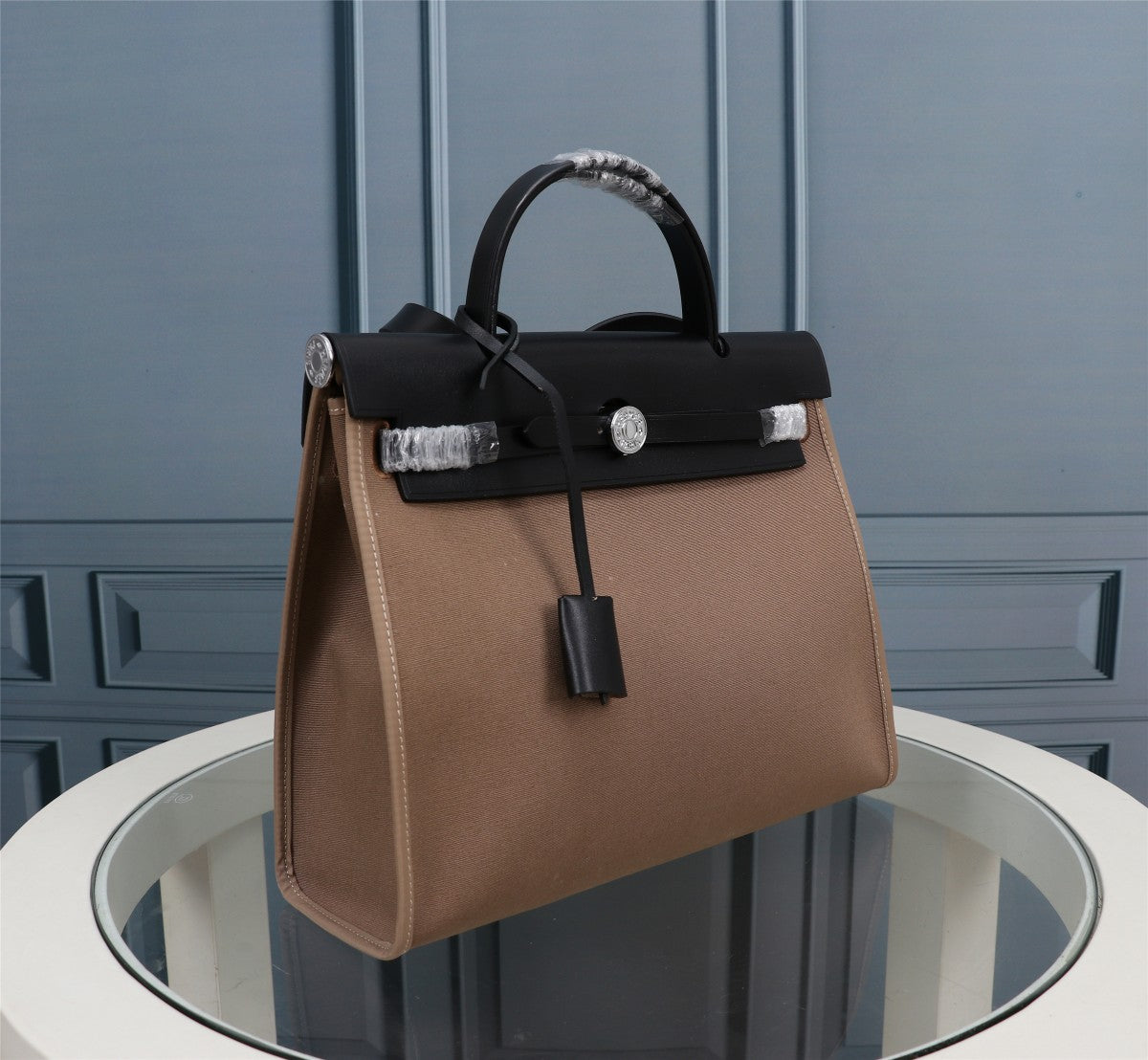 HM HERBAG ZIP 31 LONA NEGRA Y MARRÓN CENIZA