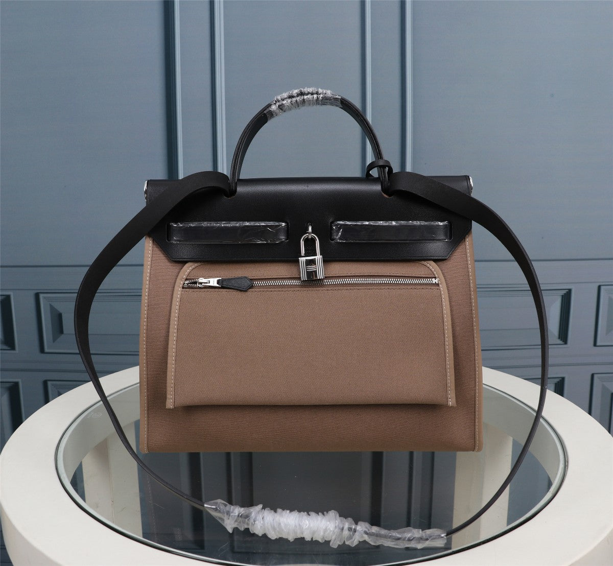 HM HERBAG ZIP 31 LONA NEGRA Y MARRÓN CENIZA
