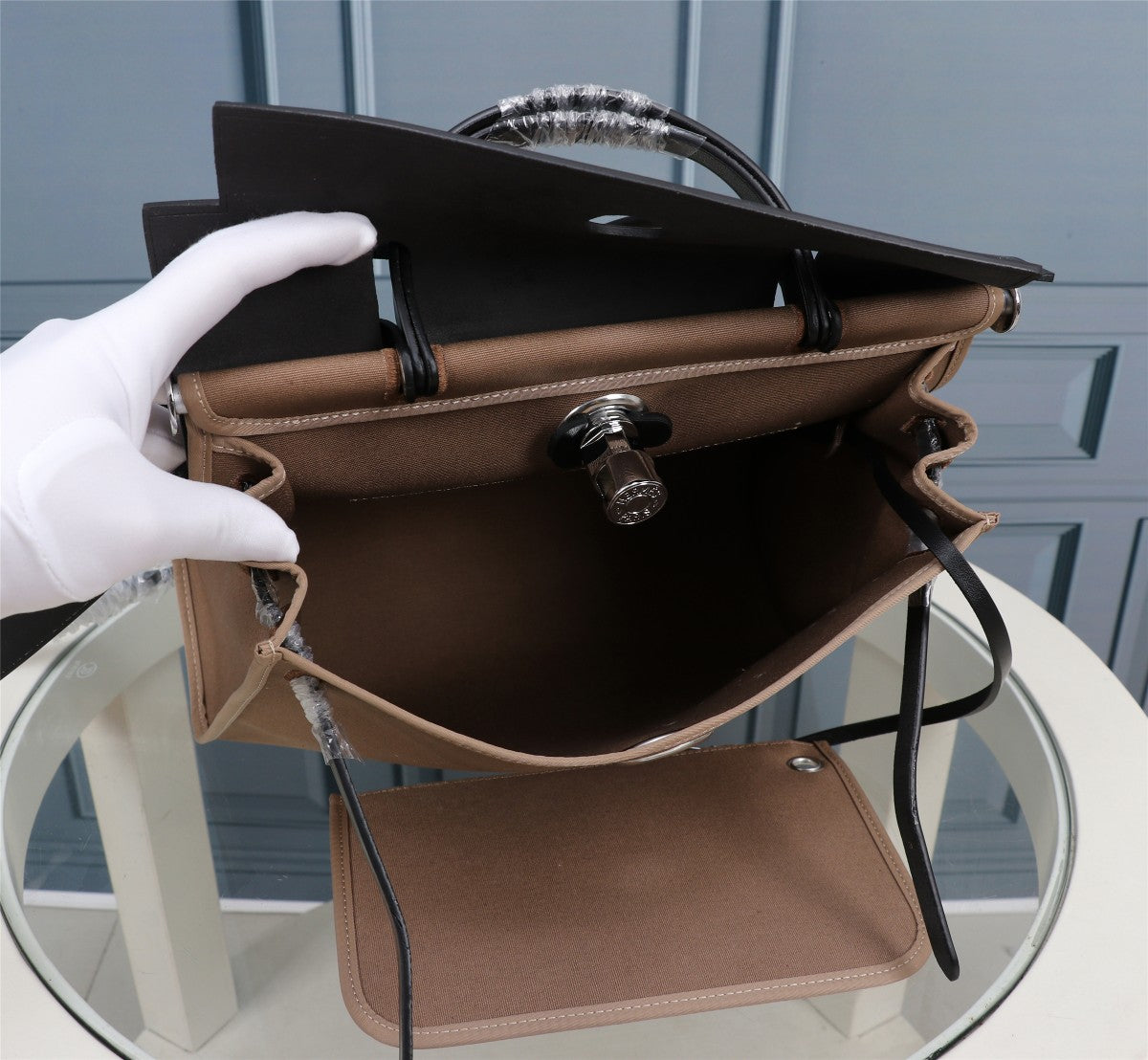 HM HERBAG ZIP 31 LONA NEGRA Y MARRÓN CENIZA