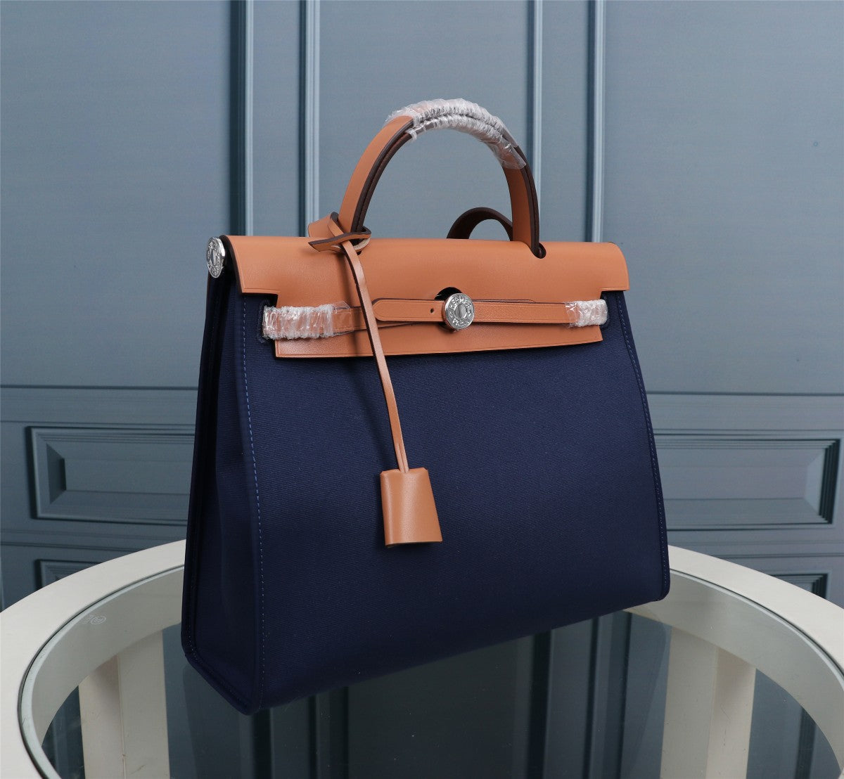 HM HERBAG ZIP 31 LONA AZUL MARINO Y BRONCE