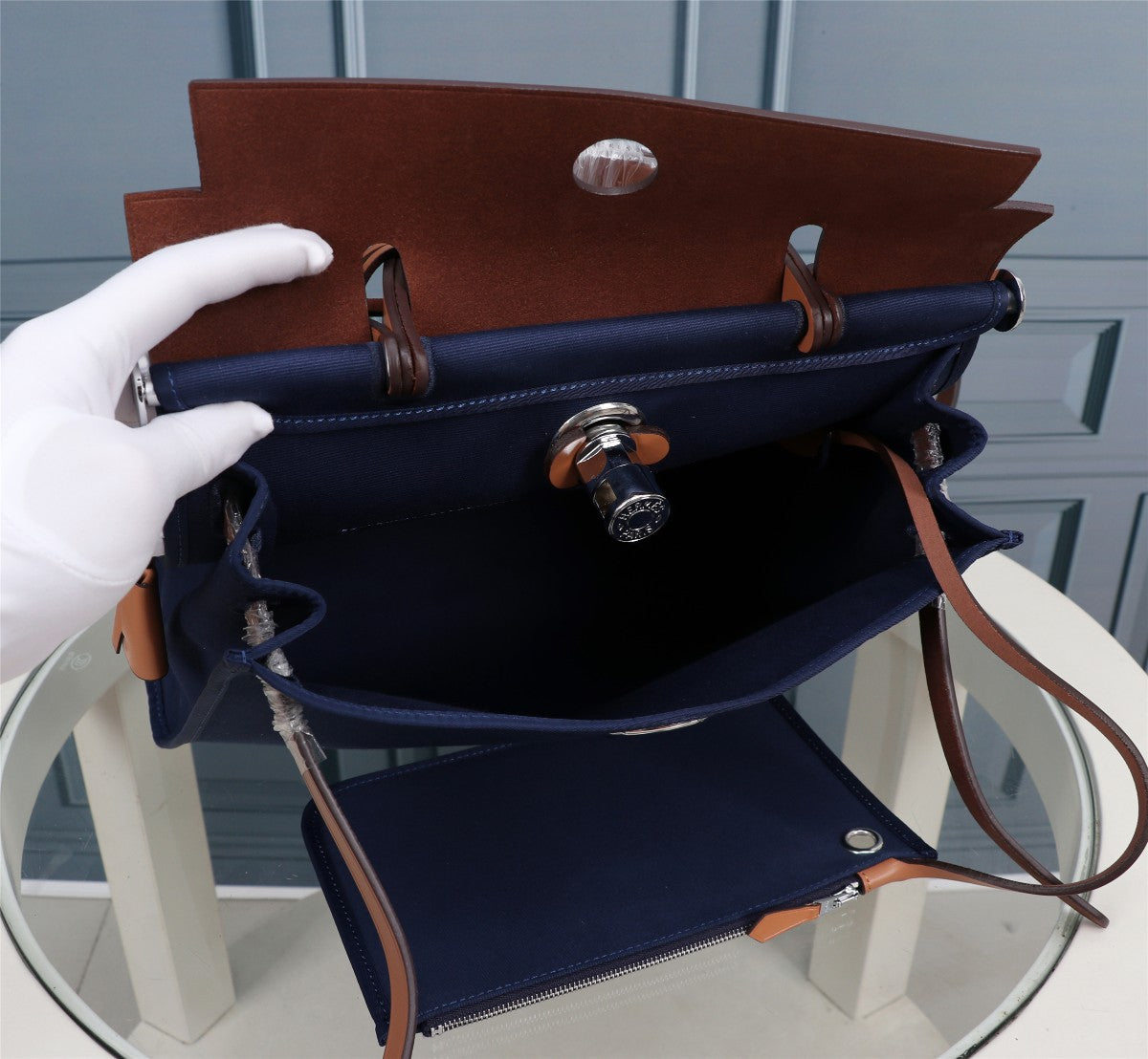 HM HERBAG ZIP 31 LONA AZUL MARINO Y BRONCE