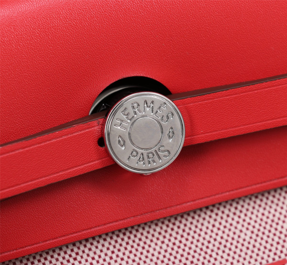 HM HERBAG ZIP 31 LONA CON MOTIVO DE CABALLO ROJO Y BLANCO