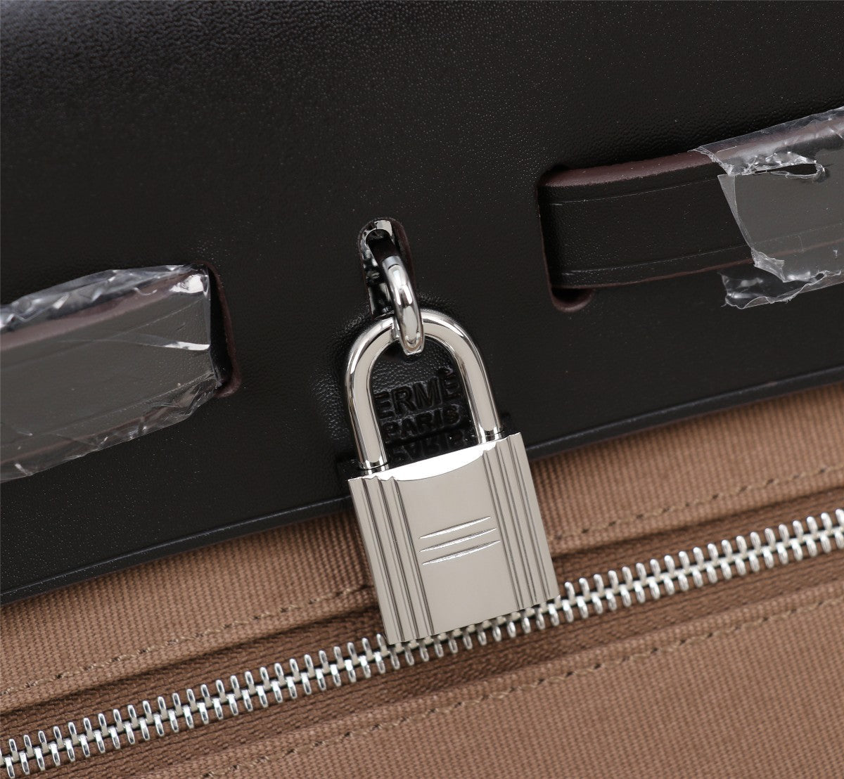 HM HERBAG ZIP 31 LONA NEGRA Y MARRÓN