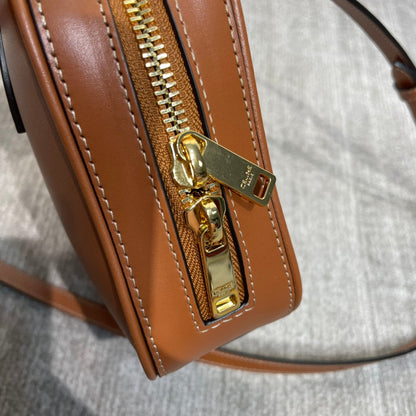 SAC À MAIN TRIOMPHE 20 EN CUIR DE VEAU MARRON BRONZE